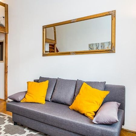 Miodowa Apartment クラクフ エクステリア 写真