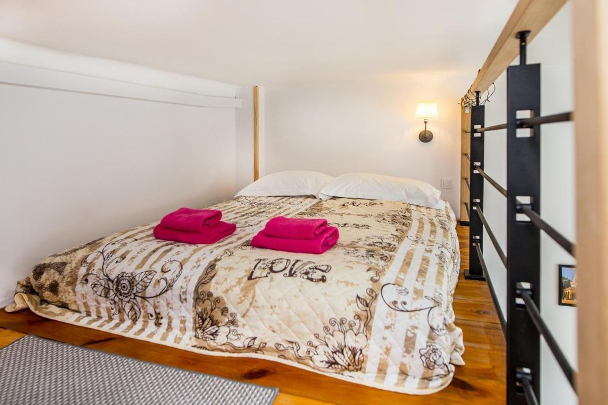 Miodowa Apartment クラクフ エクステリア 写真