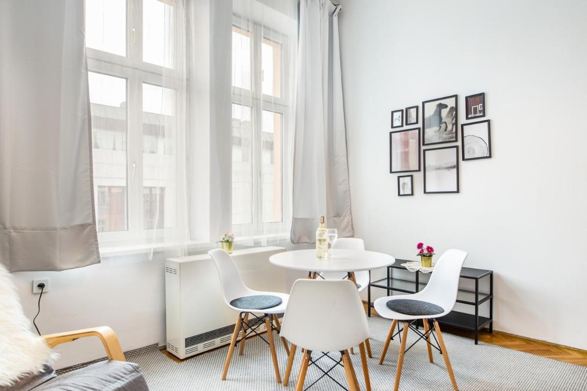 Miodowa Apartment クラクフ エクステリア 写真