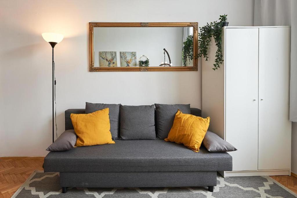 Miodowa Apartment クラクフ エクステリア 写真