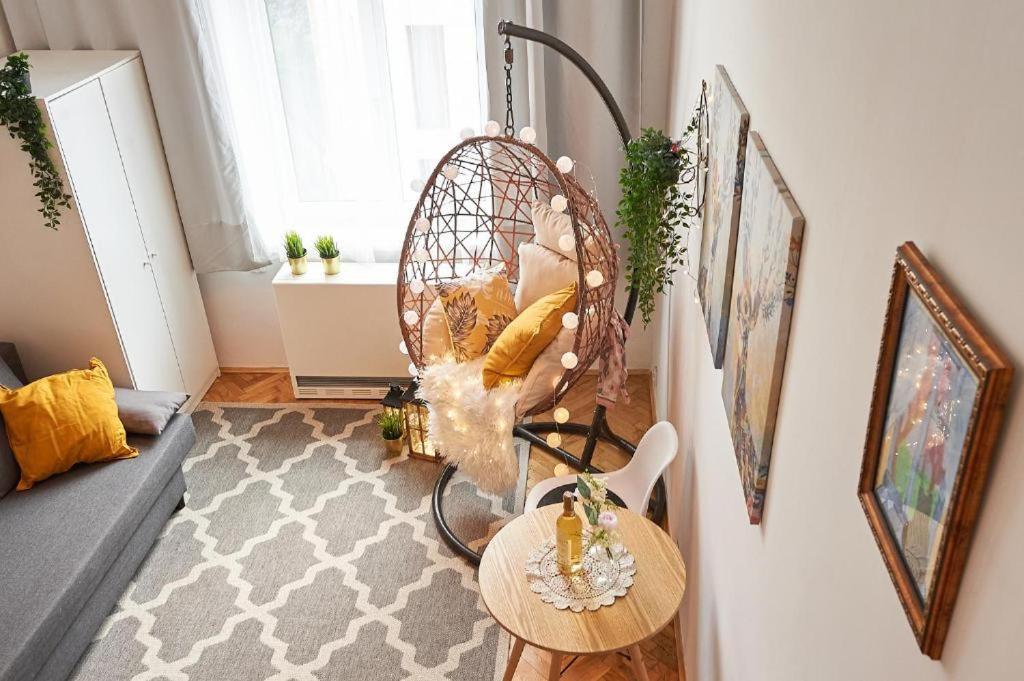 Miodowa Apartment クラクフ エクステリア 写真